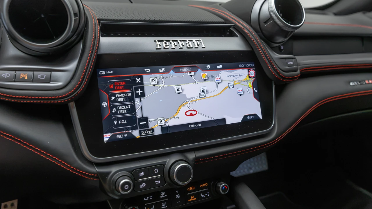 2020 Ferrari GTC4Lusso - Image 20 of 31