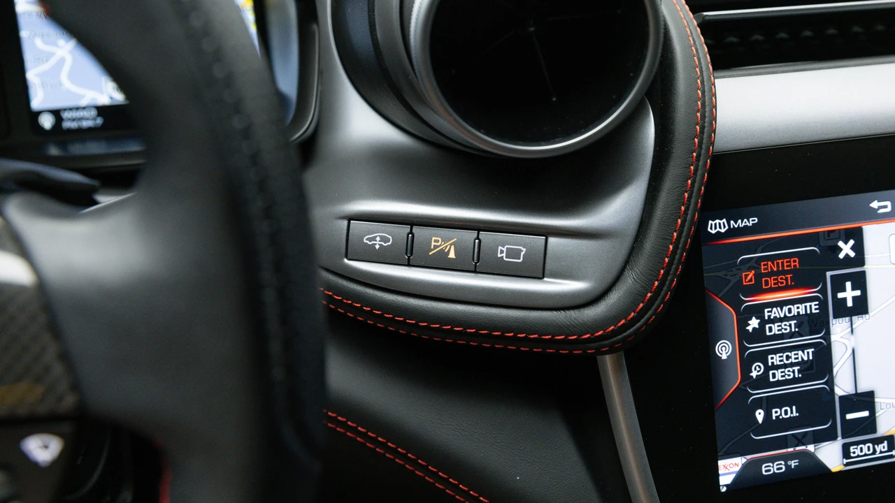 2020 Ferrari GTC4Lusso - Image 21 of 31