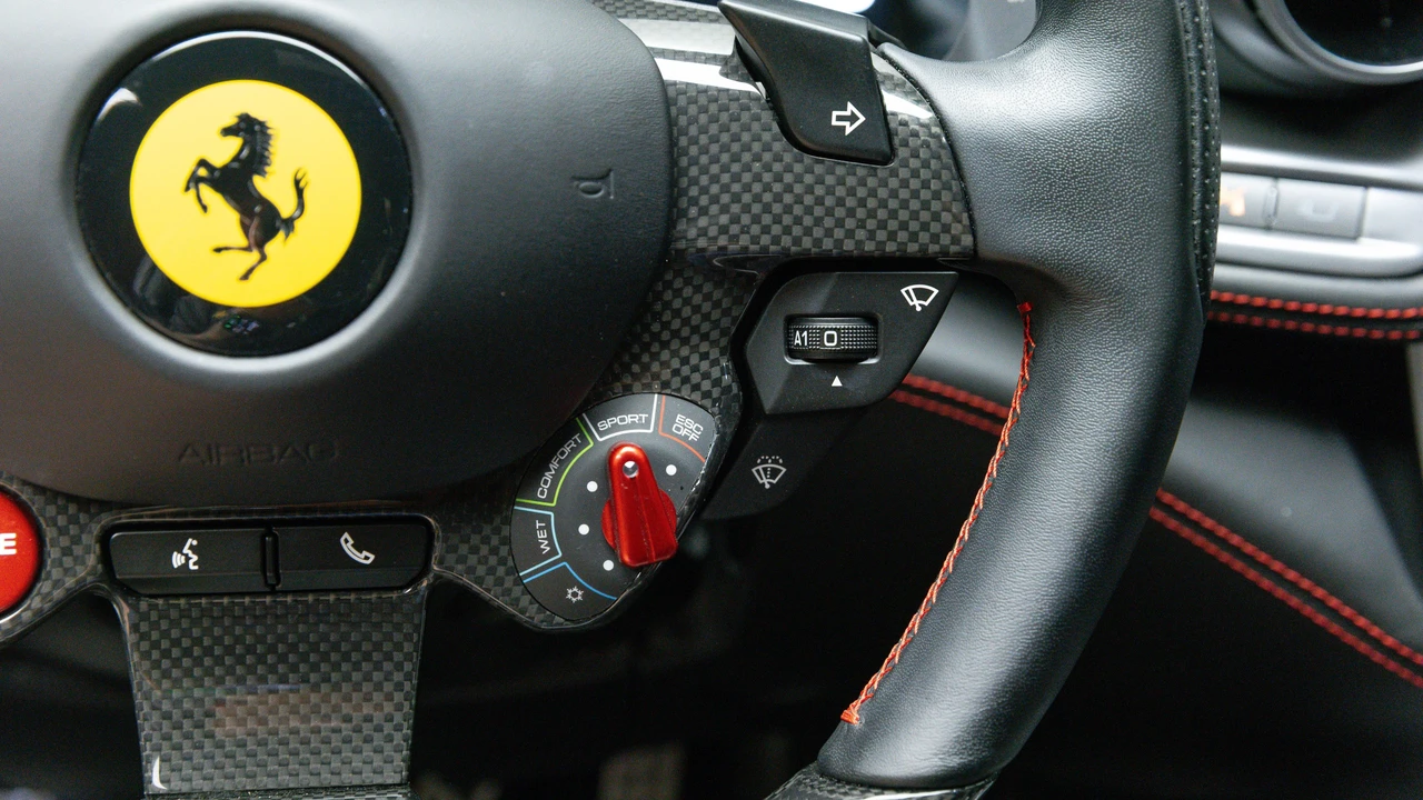 2020 Ferrari GTC4Lusso - Image 14 of 31
