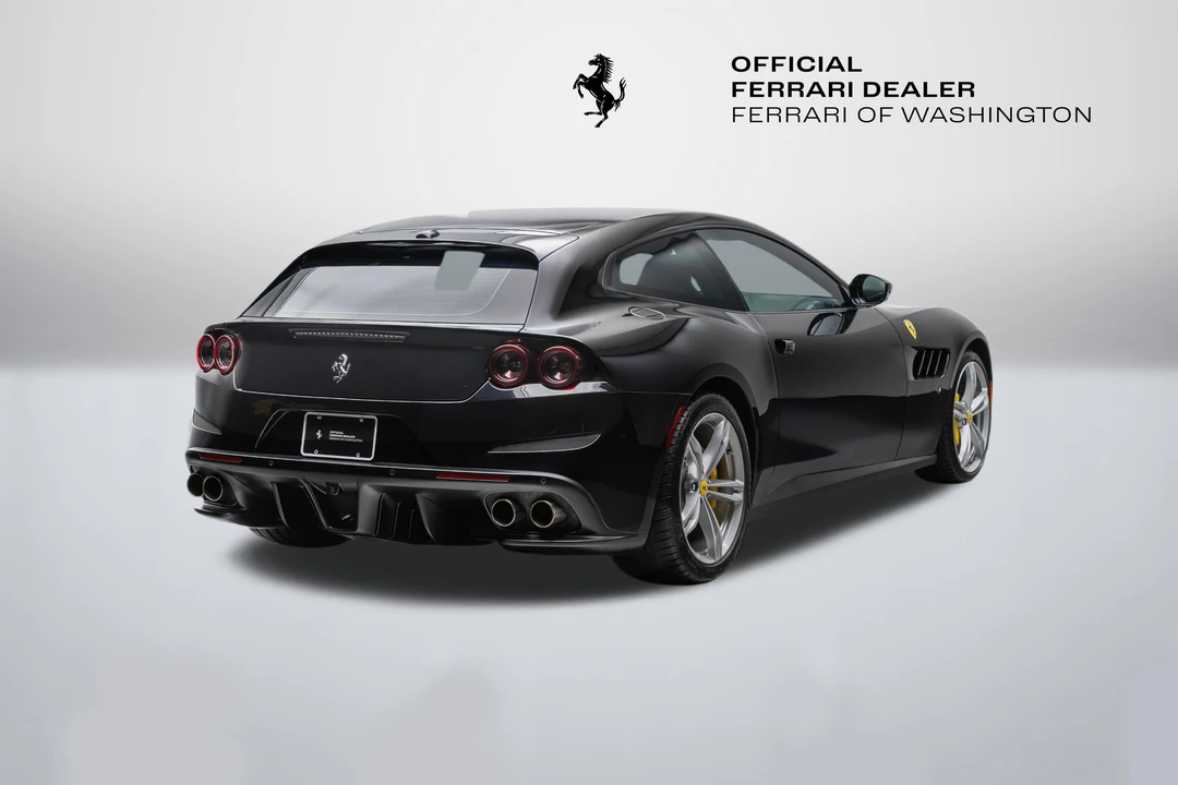 2020 Ferrari GTC4Lusso - Image 7 of 31