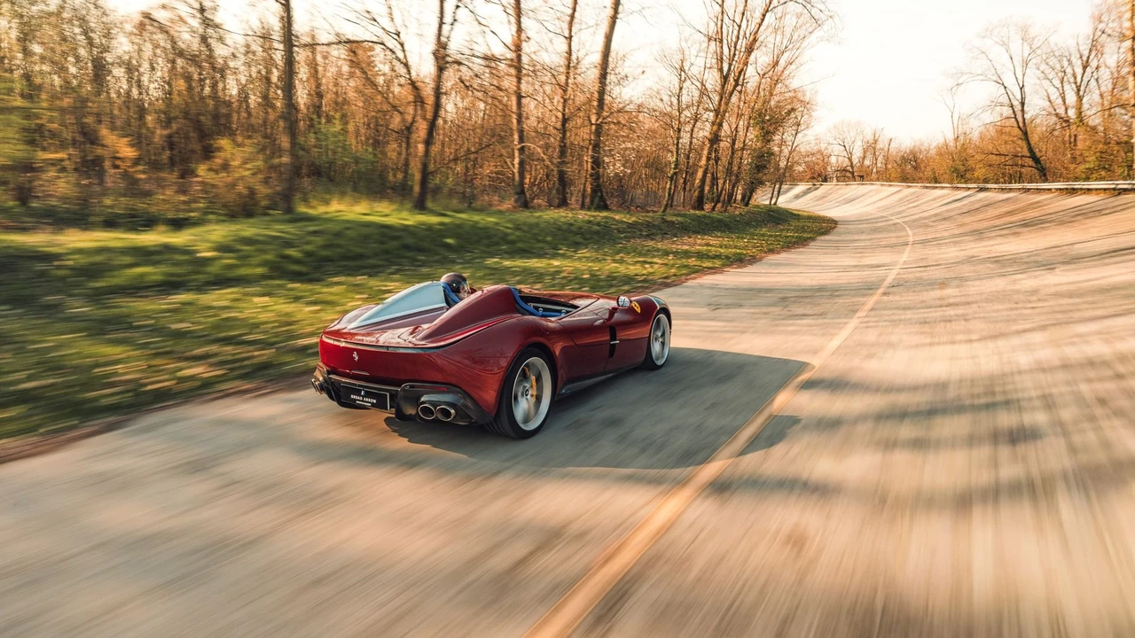 2020 Ferrari Monza SP2 - Image 21 of 31