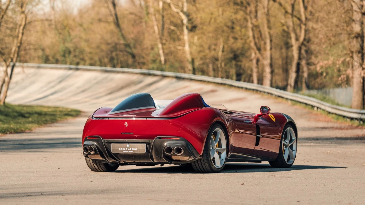 2020 Ferrari Monza SP2 - Image 12 of 31