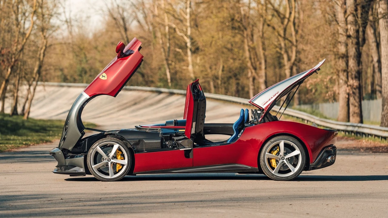 2020 Ferrari Monza SP2 - Image 14 of 31