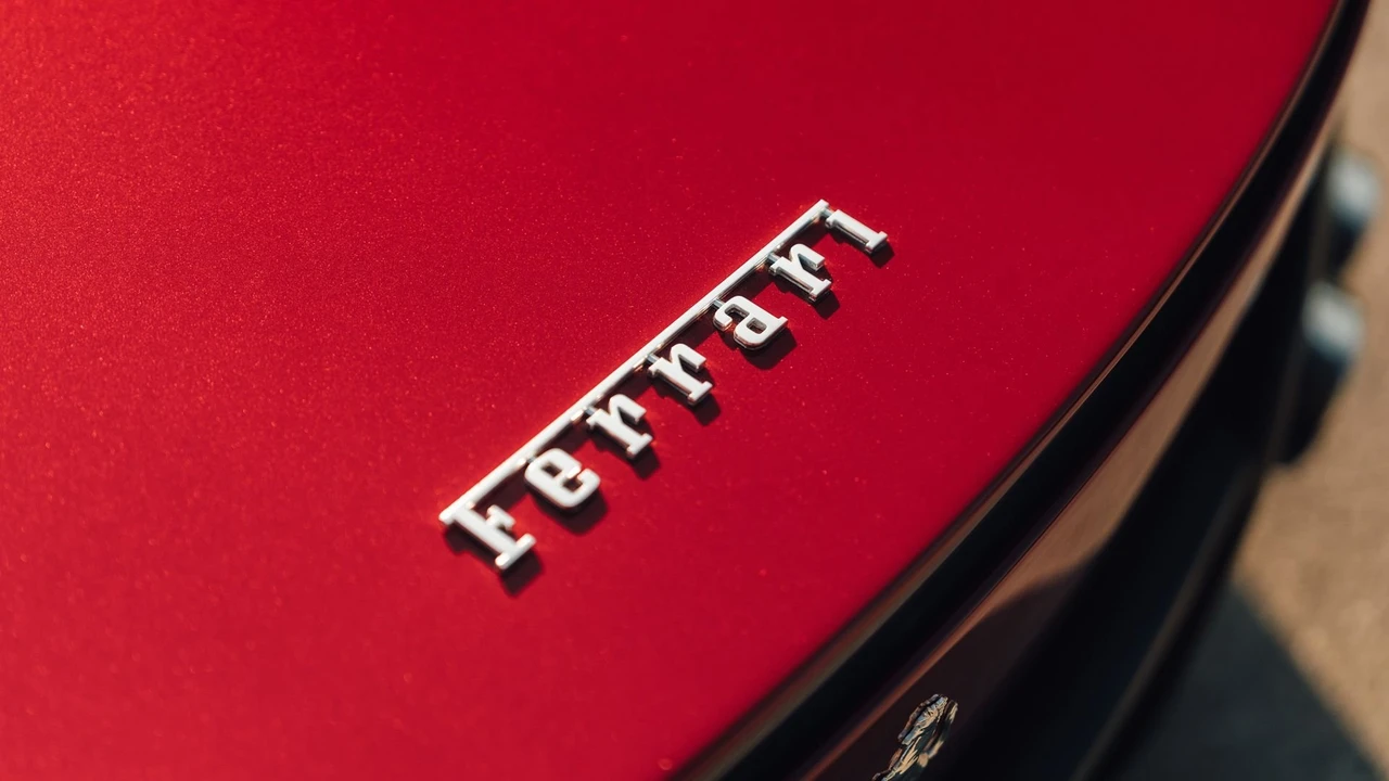 2020 Ferrari Monza SP2 - Image 25 of 31