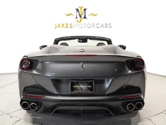 2020 Ferrari Portofino - Image 9 of 24