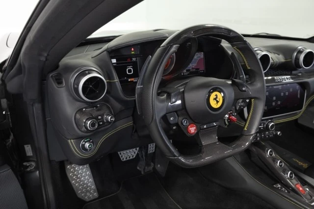 2020 Ferrari Portofino - Image 22 of 24