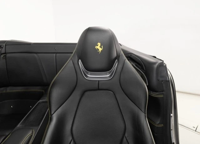 2020 Ferrari Portofino - Image 4 of 24