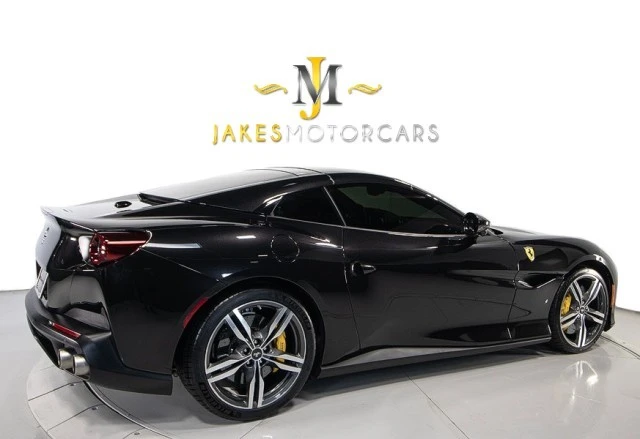 2020 Ferrari Portofino - Image 11 of 24
