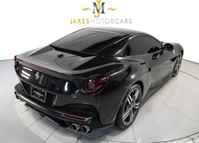 2020 Ferrari Portofino - Image 12 of 24