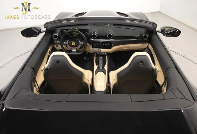 2020 Ferrari Portofino - Image 10 of 24