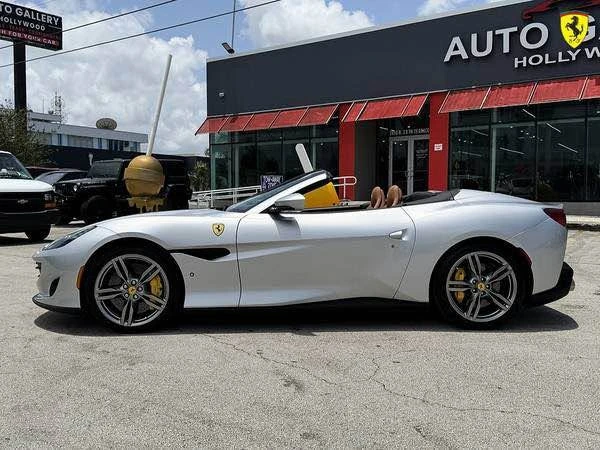 2020 Ferrari Portofino - Image 6 of 15