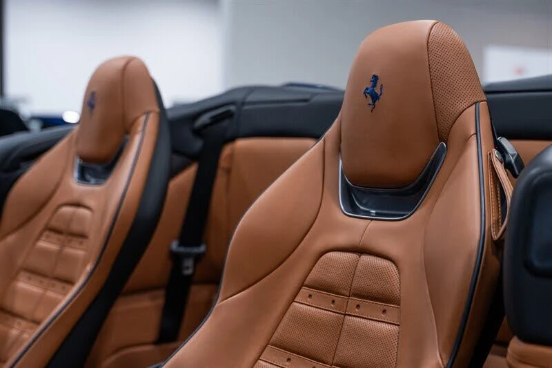 2020 Ferrari Portofino - Image 24 of 31