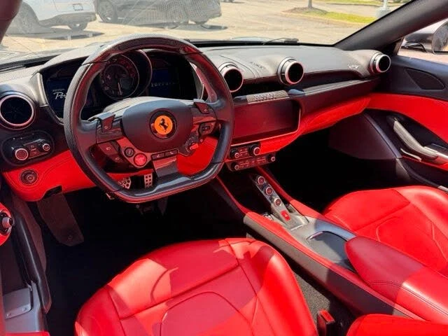 2020 Ferrari Portofino - Image 17 of 31