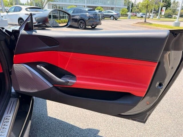 2020 Ferrari Portofino - Image 23 of 31