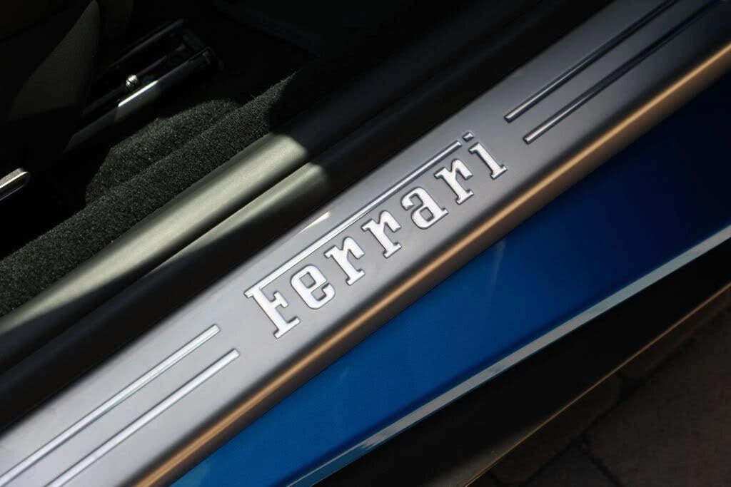 2020 Ferrari Portofino - Image 28 of 31