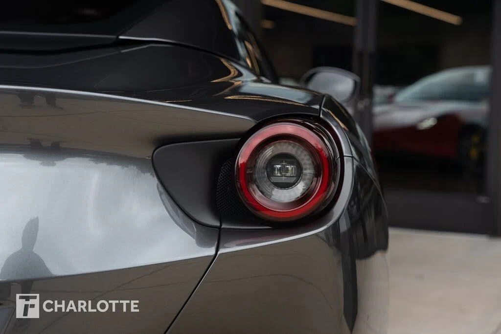 2020 Ferrari Portofino - Image 15 of 31