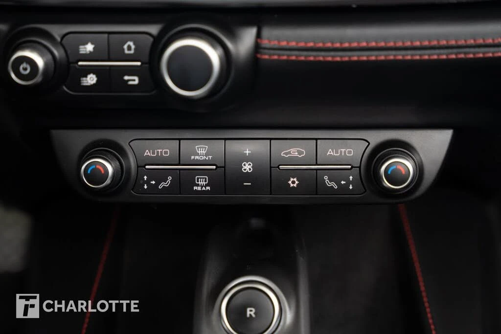 2020 Ferrari Portofino - Image 30 of 31