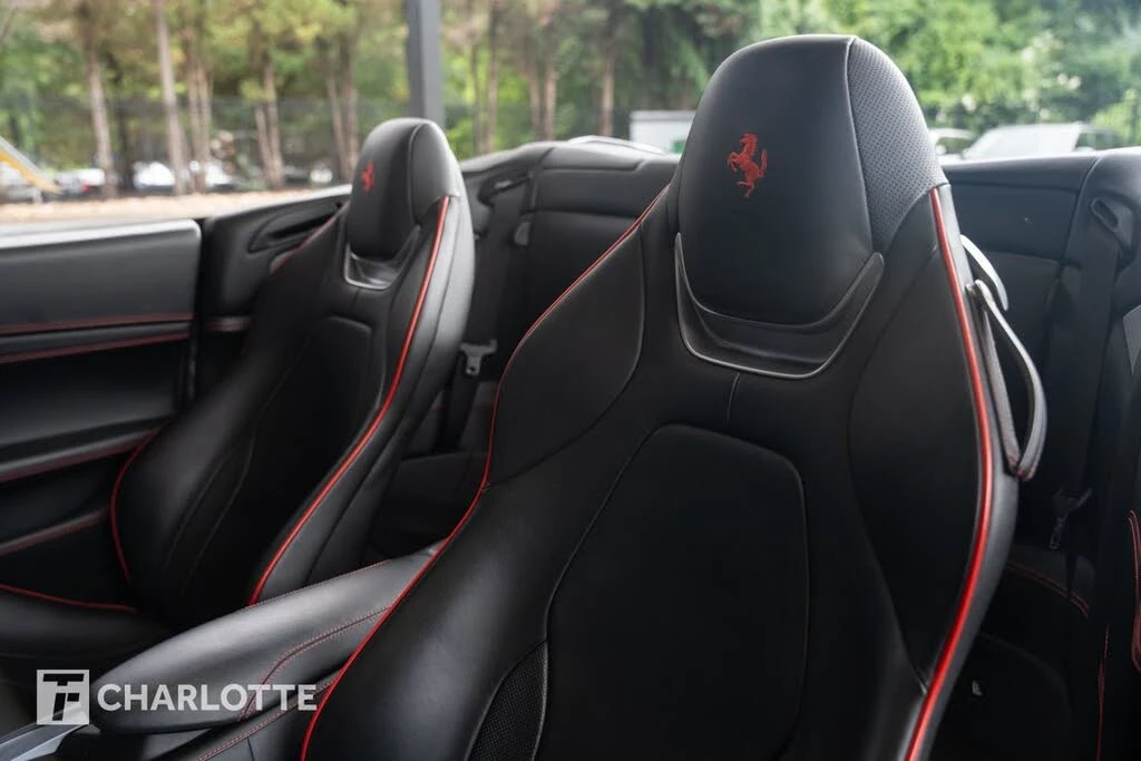 2020 Ferrari Portofino - Image 20 of 31