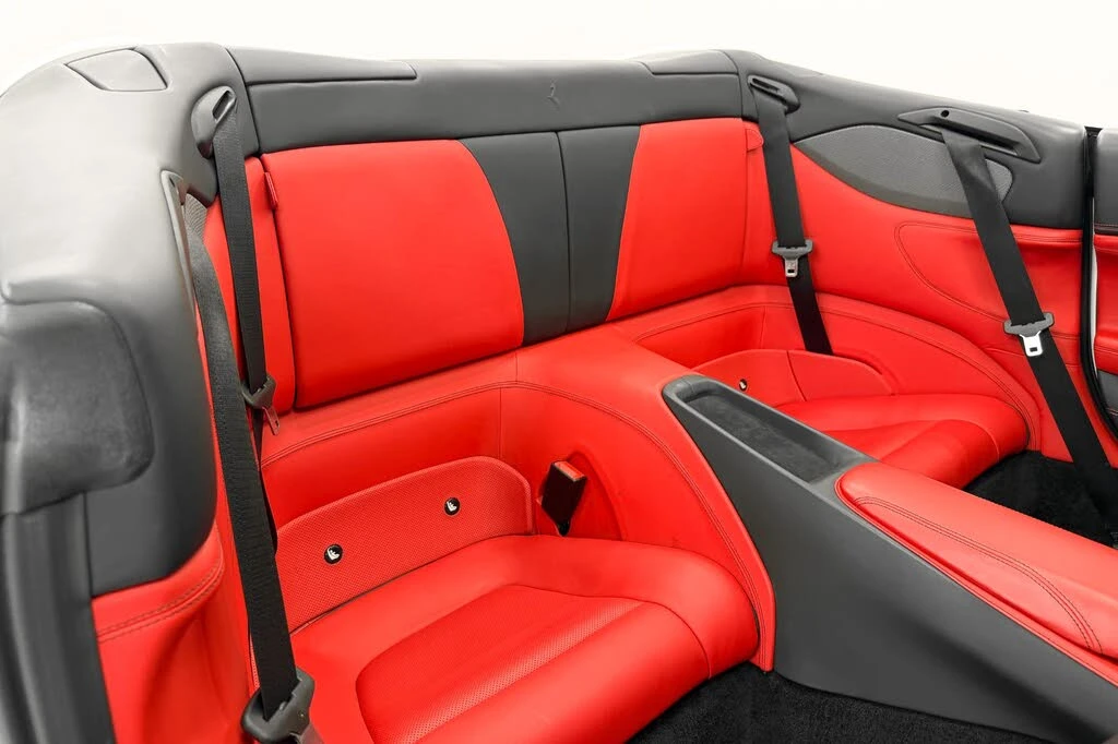 2020 Ferrari Portofino - Image 25 of 31