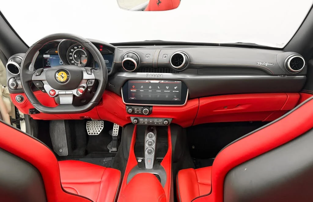 2020 Ferrari Portofino - Image 15 of 31