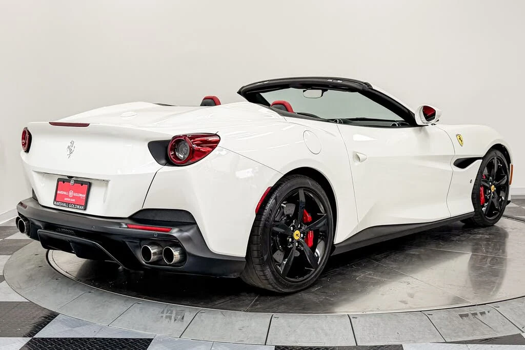 2020 Ferrari Portofino - Image 9 of 31
