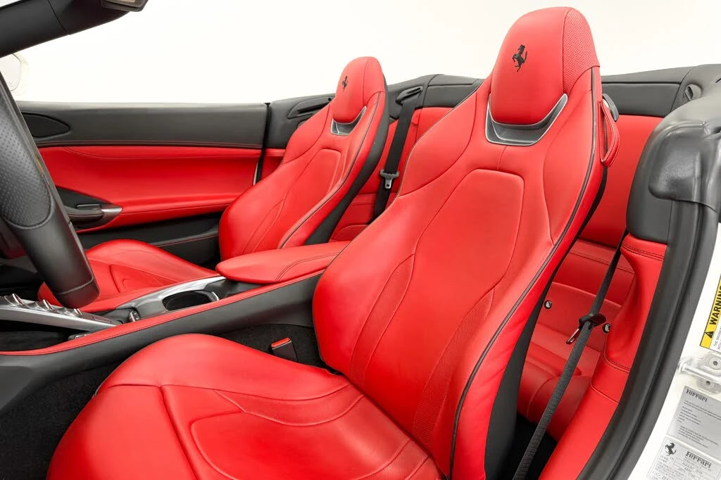 2020 Ferrari Portofino - Image 23 of 31