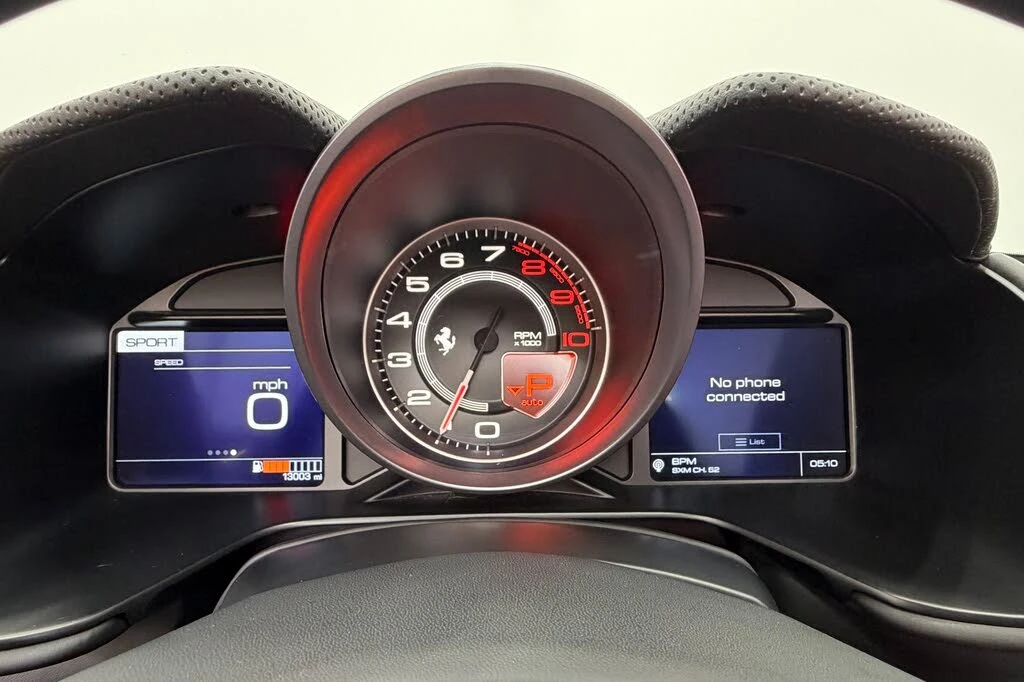 2020 Ferrari Portofino - Image 21 of 31