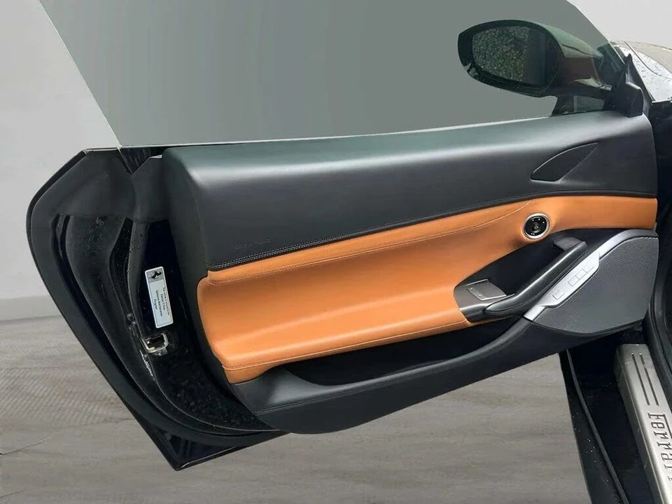 2020 Ferrari Portofino - Image 17 of 31
