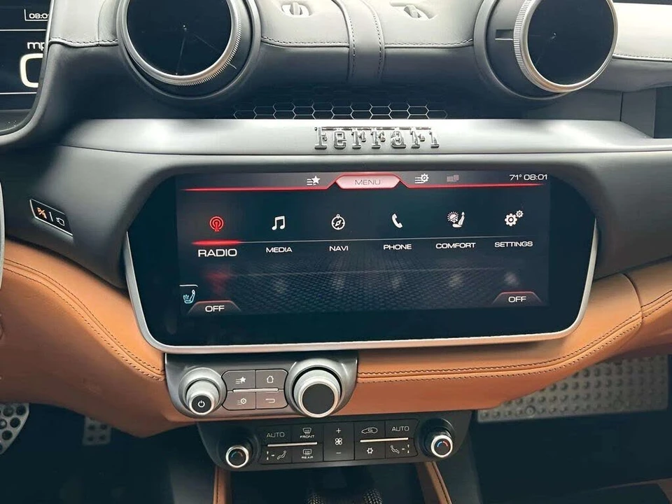 2020 Ferrari Portofino - Image 24 of 31