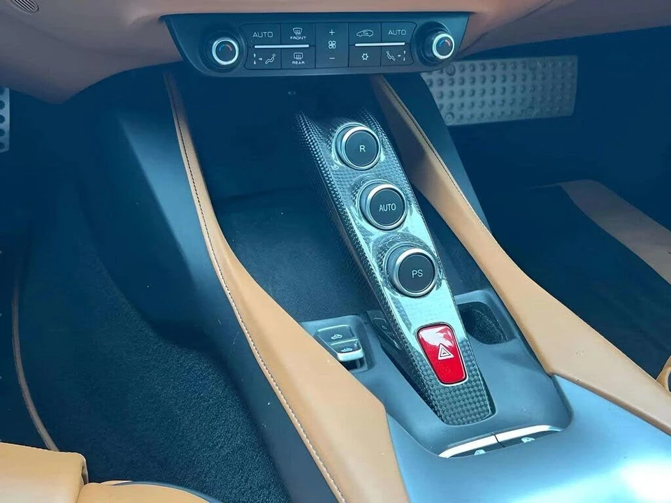 2020 Ferrari Portofino - Image 25 of 31