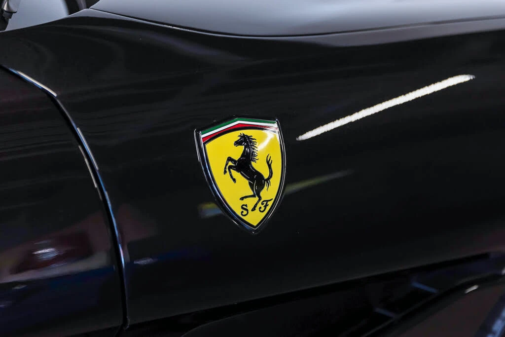2020 Ferrari Portofino - Image 25 of 31