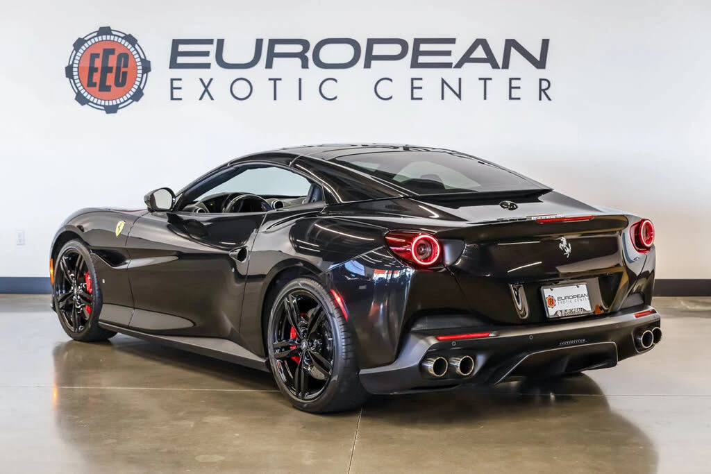 2020 Ferrari Portofino - Image 10 of 31