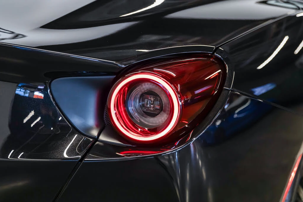 2020 Ferrari Portofino - Image 29 of 31