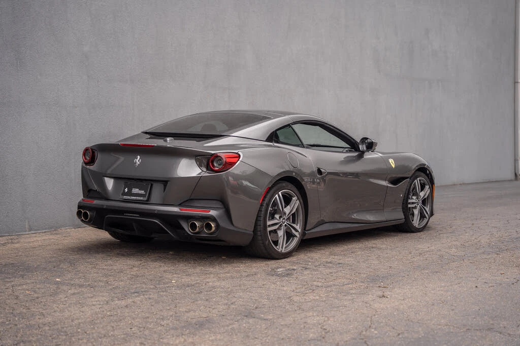 2020 Ferrari Portofino - Image 9 of 31