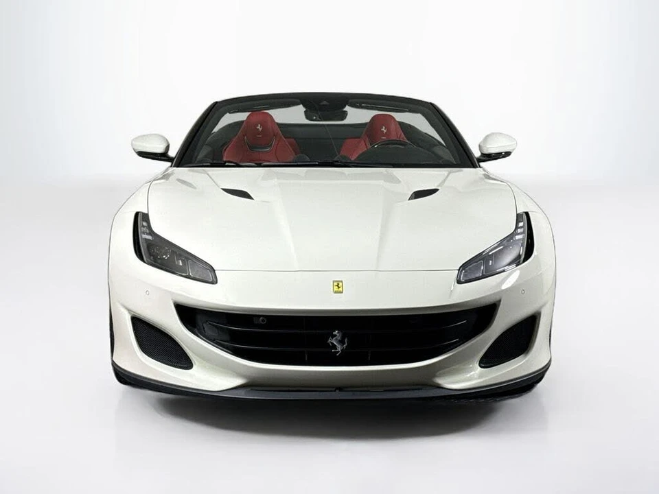 2020 Ferrari Portofino - Image 2 of 28