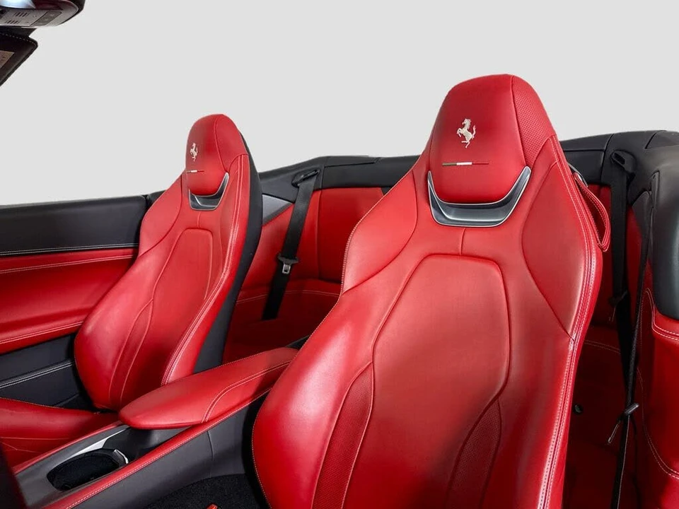 2020 Ferrari Portofino - Image 25 of 28