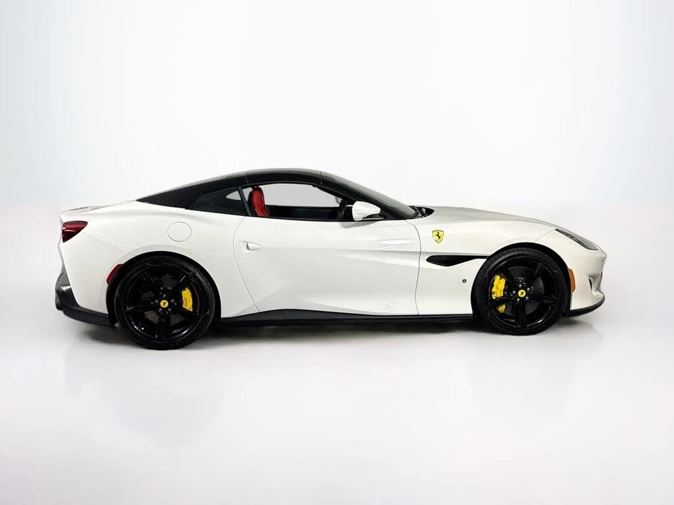 2020 Ferrari Portofino - Image 8 of 28