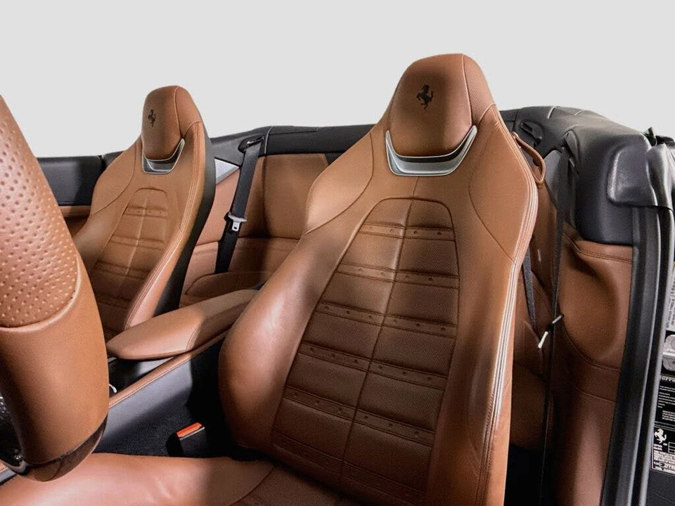 2020 Ferrari Portofino - Image 18 of 30