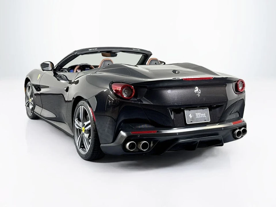 2020 Ferrari Portofino - Image 2 of 30