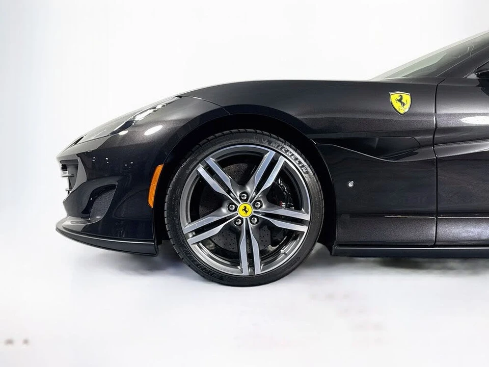 2020 Ferrari Portofino - Image 29 of 30