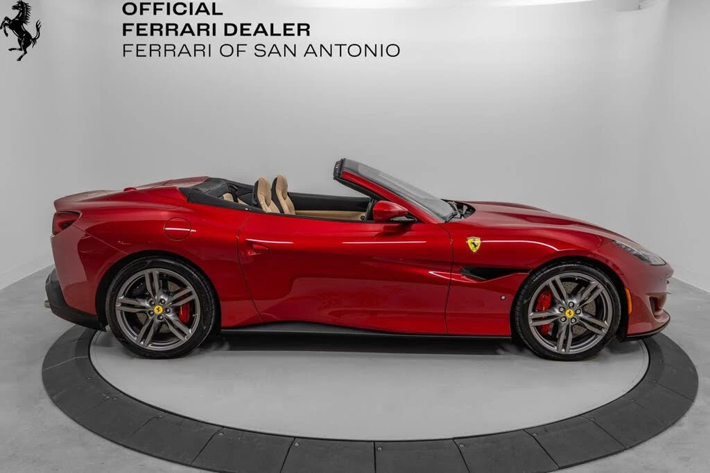 2020 Ferrari Portofino - Image 9 of 31