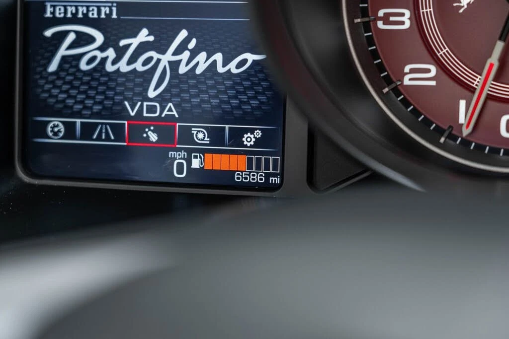 2020 Ferrari Portofino - Image 7 of 31