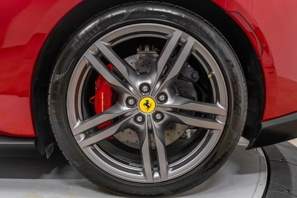 2020 Ferrari Portofino - Image 16 of 31