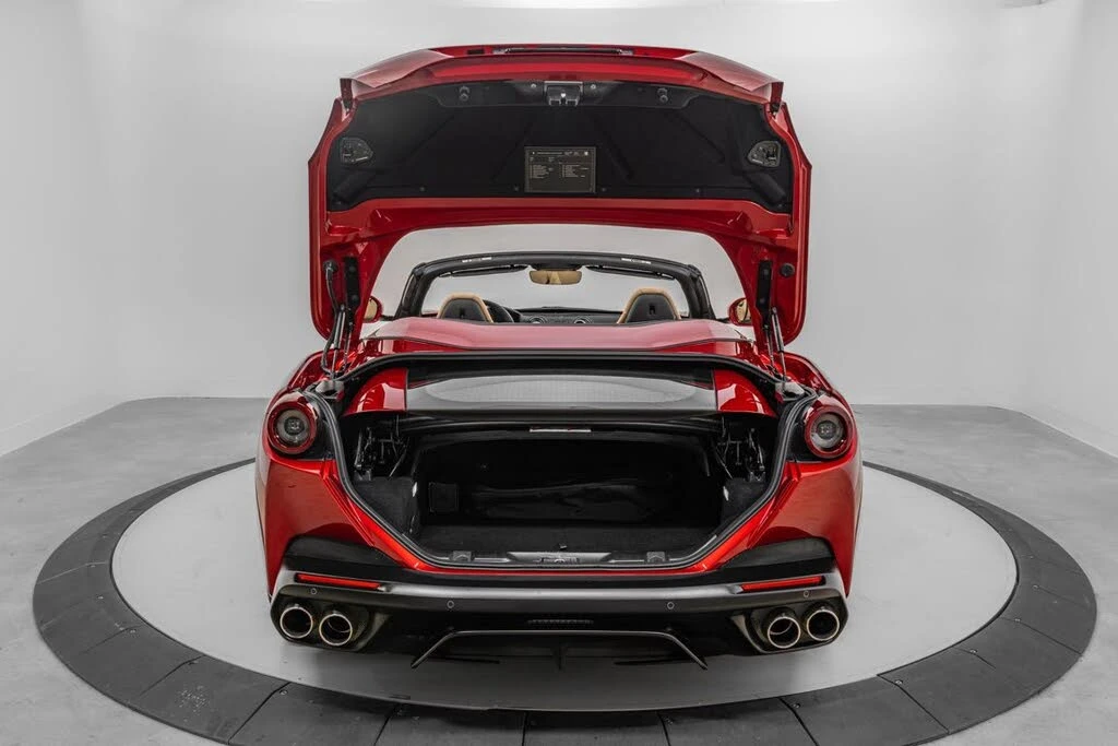 2020 Ferrari Portofino - Image 25 of 31