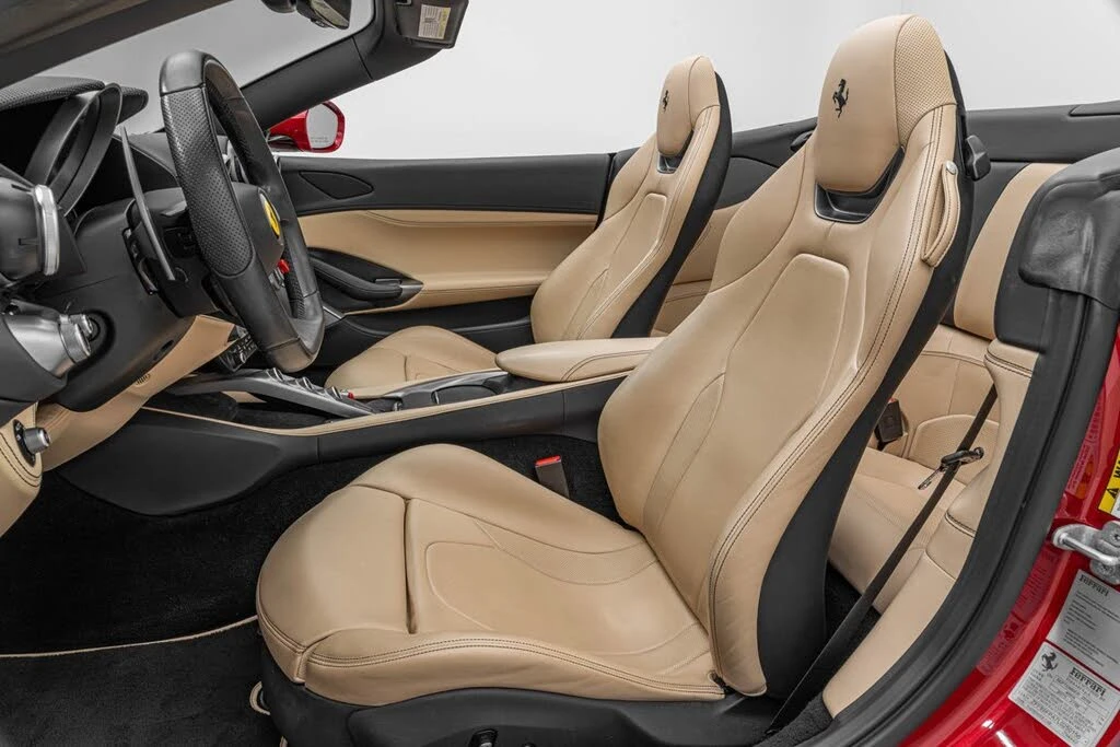 2020 Ferrari Portofino - Image 5 of 31