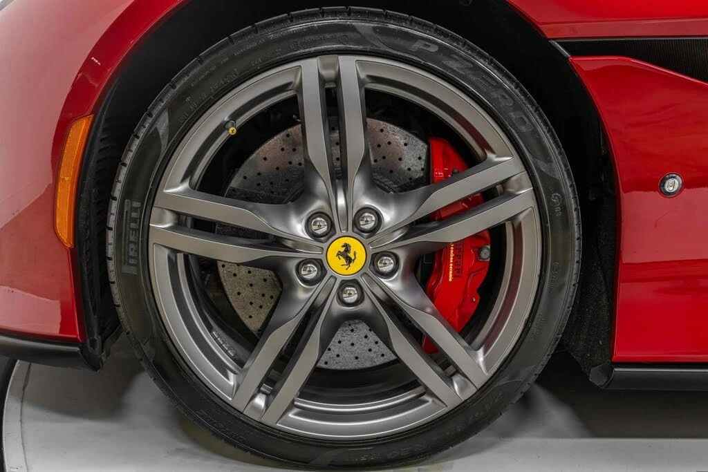 2020 Ferrari Portofino - Image 15 of 31