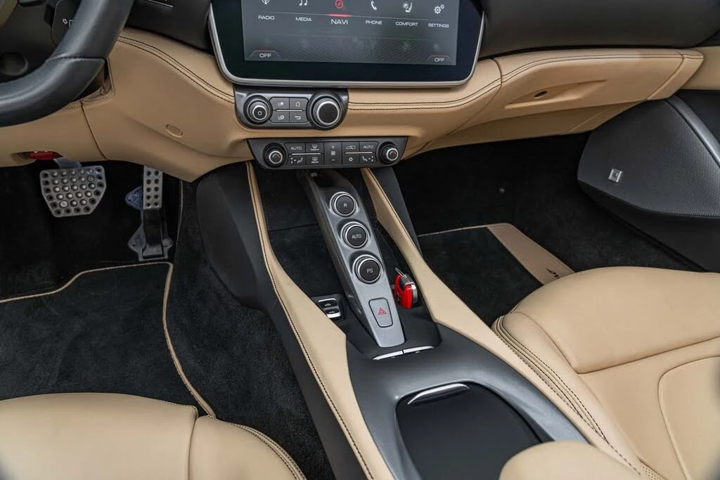 2020 Ferrari Portofino - Image 6 of 31