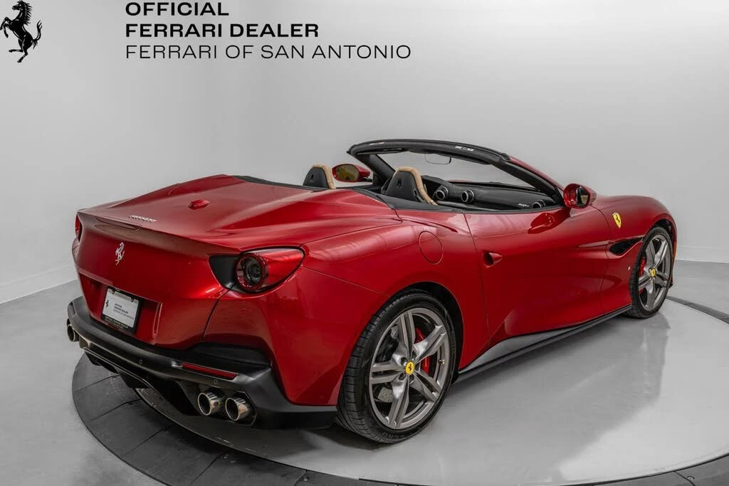 2020 Ferrari Portofino - Image 10 of 31