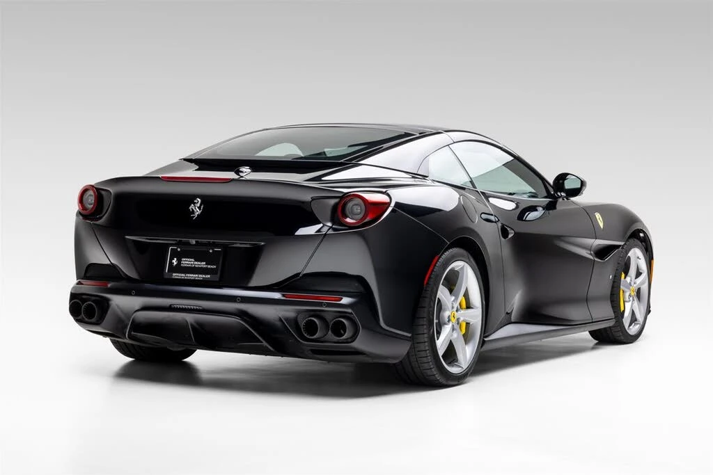 2020 Ferrari Portofino - Image 9 of 31
