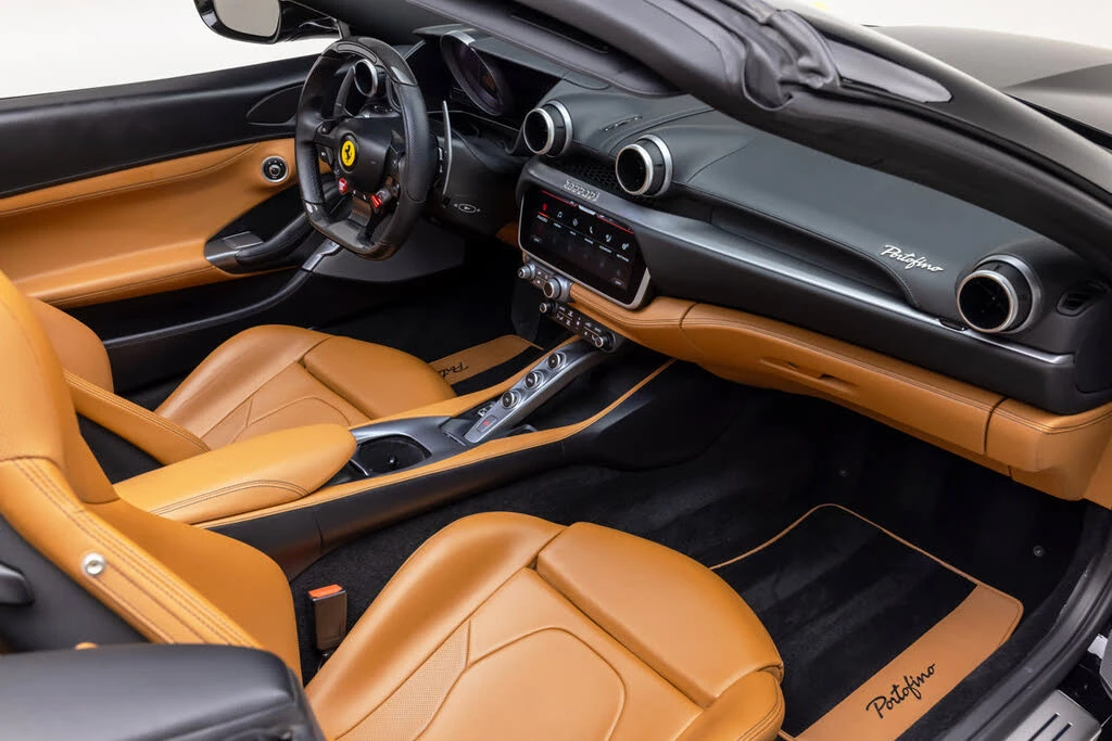 2020 Ferrari Portofino - Image 30 of 31
